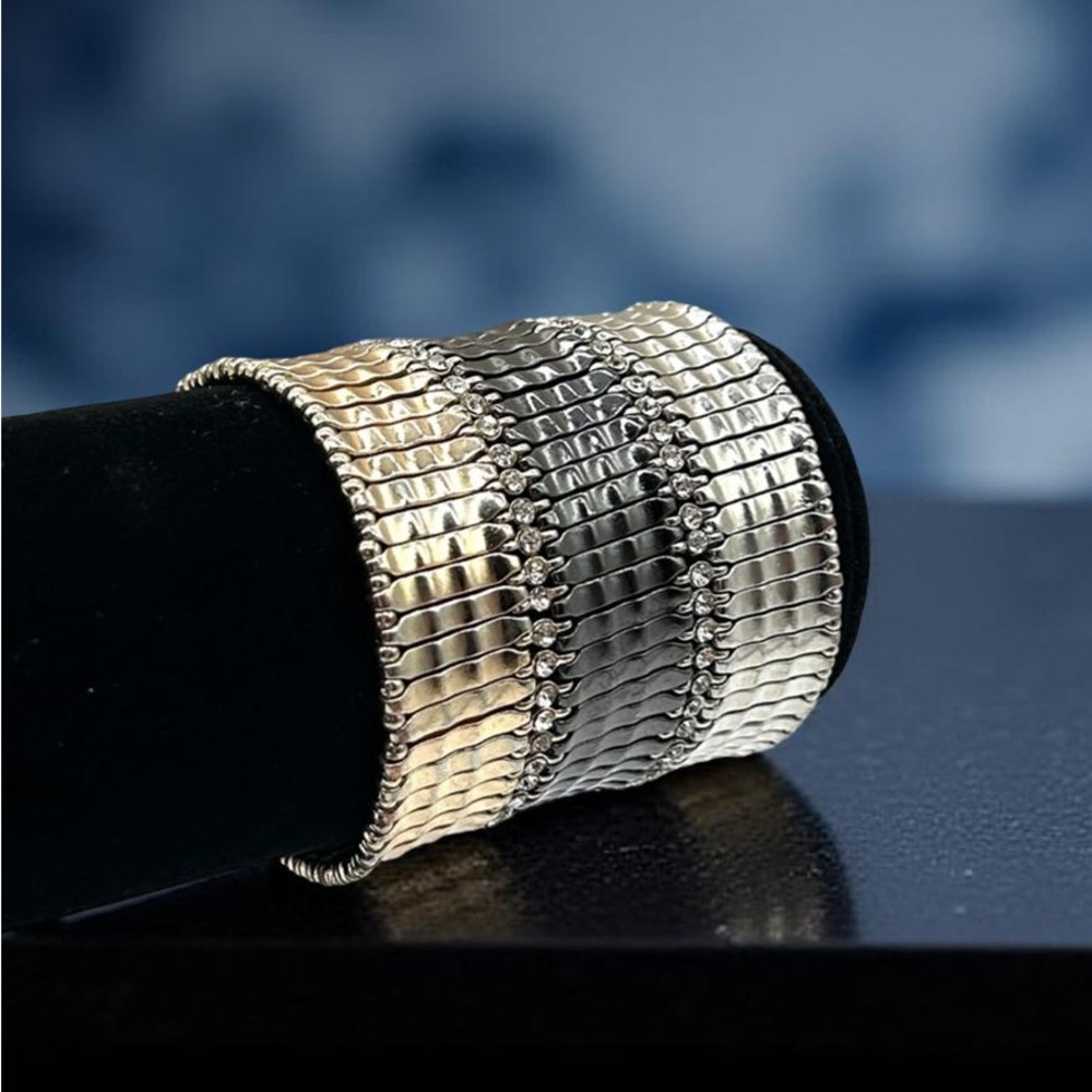 Gold Silver Black Stretch Rhinestone Bracelet 6-8"